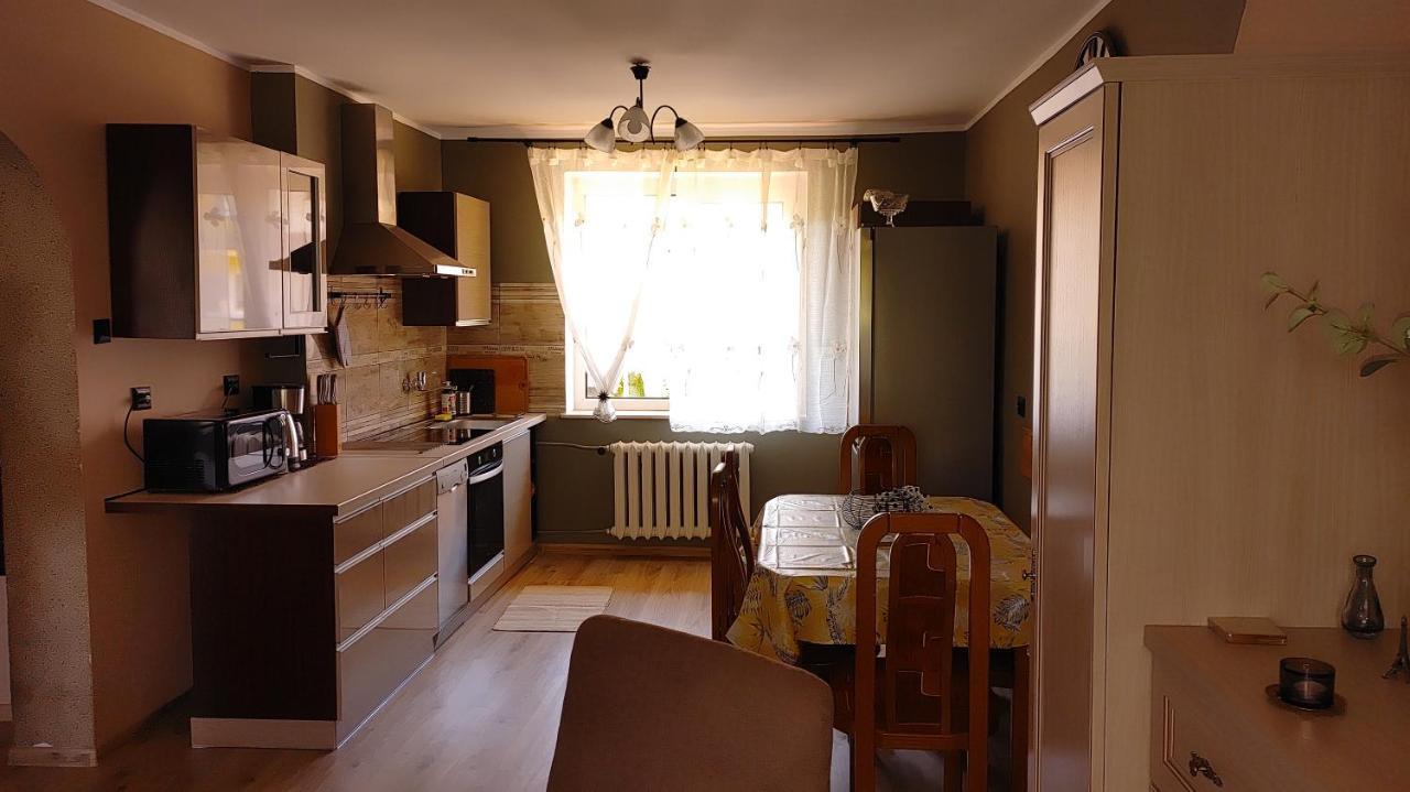 Apartament Na Rozanej I Устка Екстериор снимка