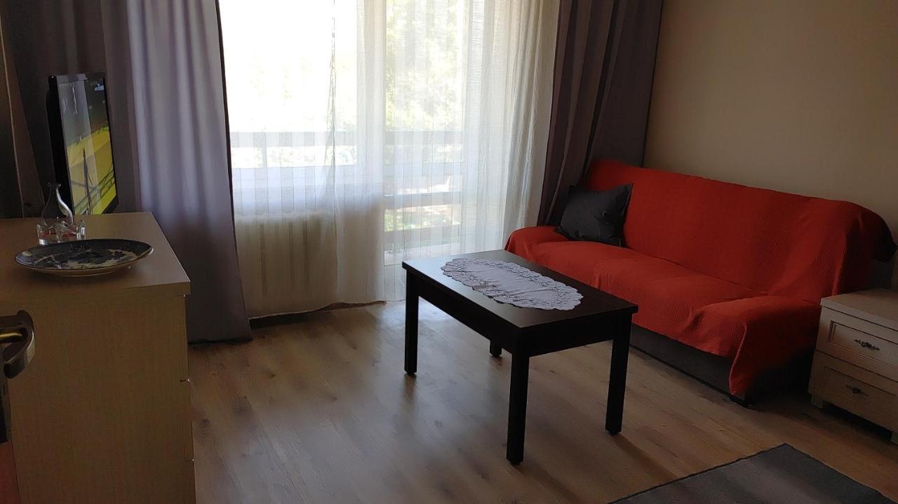 Apartament Na Rozanej I Устка Екстериор снимка