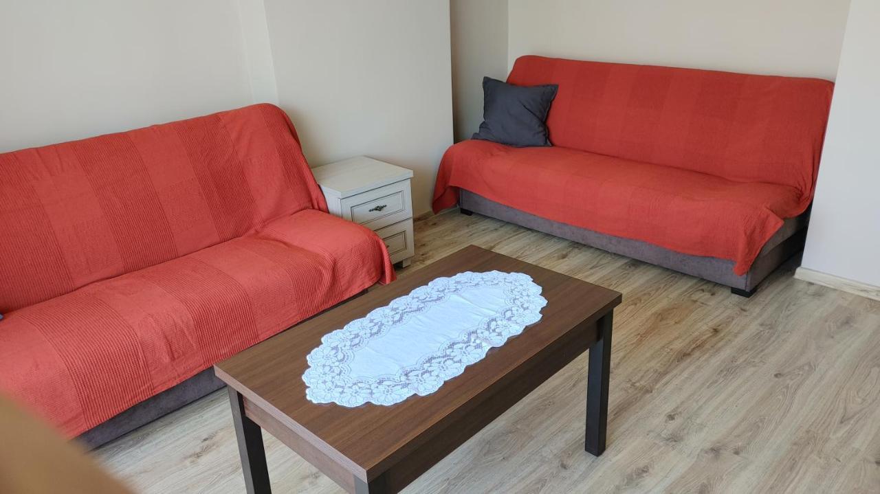 Apartament Na Rozanej I Устка Екстериор снимка